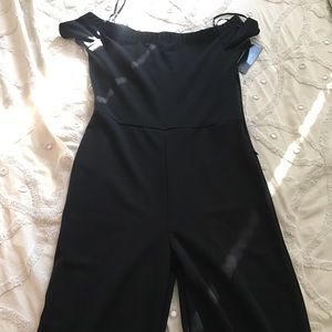 Black Lulus Jumpsuit NWT Size M